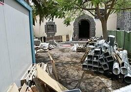 El Pueblo Canario estará sin ermita hasta octubre