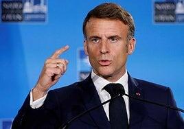 Macron deplora el «desastroso espectáculo» de su partido tras la derrota electoral