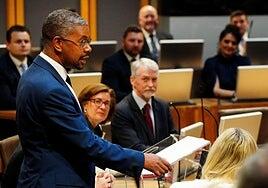 El ministro principal de Gales dimite apenas cuatro meses después de ser nombrado