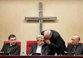 Nueve víctimas de abusos sexuales denuncian a los obispos por publicar sus datos