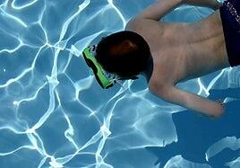 ¿Por qué no podemos respirar debajo del agua?