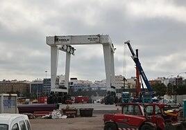 El taller de megayates ya crece en el Refugio