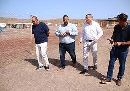 Cabildo y Yaiza arreglarán el acceso al camping de Papagayo