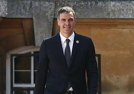 La causa contra su mujer lastra el intento de Sánchez de ser «vanguardia» contra la desinformación