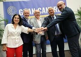 «Ya nos podemos echar la camisa por fuera. ¡Somos sede mundialista!»