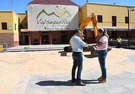 La plaza Tifariti de Valsequillo se transforma en una cancha deportiva de arena