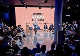 Un summit de sala necesario