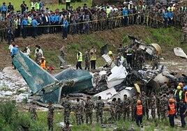 Mueren 18 personas en un accidente de avión en Nepal