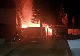 Dos incendios tras un altercado obligan a realojar a los menores de un centro en el sur