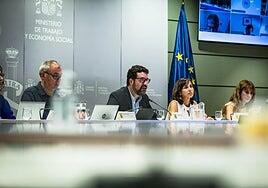 El acuerdo para recortar las horas de trabajo se retrasa al menos hasta septiembre