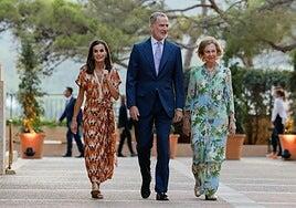 La reina Letizia, de estrella Hollywood a étnica relajada