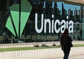 Unicaja dobla beneficios hasta junio y reivindica su capacidad de seguir en solitario