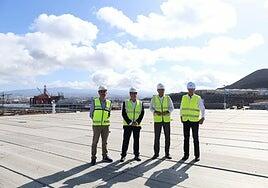Manuel Domínguez visita la Autoterminal de Domingo Alonso Group