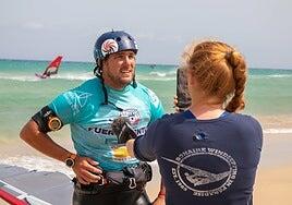 Pierre Mortefon y Sarah Quita Offringa capitanean el Slalom X en Fuerteventura