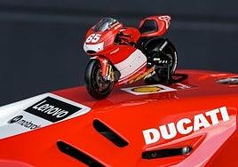 MotoGP regresa de vacaciones en modo retro