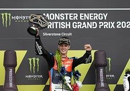 Ortolá se regala la victoria de Moto3 en Silverstone
