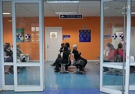 La espera para el médico de cabecera sube a 9 días y a tres meses y medio para operarse