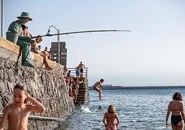 Canarias vive un julio muy húmedo y muy cálido con 1.246 registros de noches tropicales