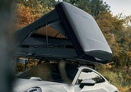 La alternativa a una camper este verano: una tienda de campaña que se puede acoplar al coche