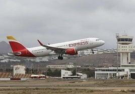 Iberia Express está de rebajas: vuelos de Canarias a Madrid desde 15 euros