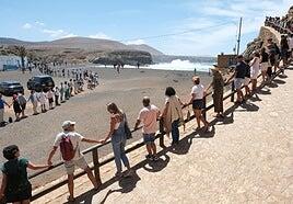 «¿A qué espera el Gobierno canario para archivar los permisos mineros en tierras raras?»