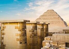 ¿Un ascensor hidráulico para construir pirámides?