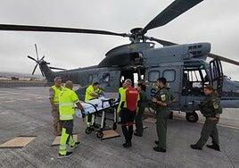 El Ejército del Aire rescata a un marinero herido grave en aguas cercanas a El Hierro