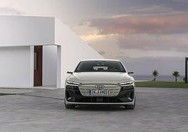 Retrovisores virtuales y techo panorámico de cristal opaco, innovaciones en el Audi A6 e-tron