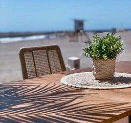 Mao Mao Beach Las Burras, el chiringuito de playa imprescindible en el sur de Gran Canaria