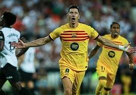 Lewandowski y los chavales toman Mestalla