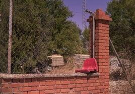 Los agujeros del polideportivo de Mocejón: así pudo escapar el asesino confeso del niño