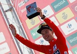 Roglic se viste otra vez de rojo