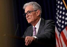 Powell anuncia que «ha llegado el momento» de bajar los tipos de interés