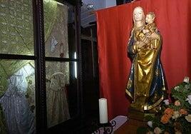 La Virgen del Pino se expone sin mantos y joyas