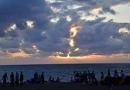 Las nubes cubrirán este viernes los cielos de Canarias