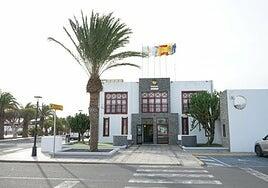 Motos de agua y plataformas de rescate para La Oliva