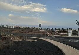 Comienza la construcción de una nueva zona comercial en Costa Teguise