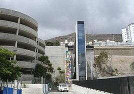 El ascensor de Blas Cabrera Felipe lleva una semana averiado