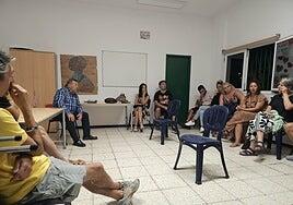 Vecinos de Casillas de Morales, cansados de las caídas de tensión eléctrica