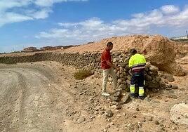 Paredes de piedra seca en Puerto del Rosario