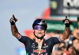 Roglic devuelve las cosas a su sitio