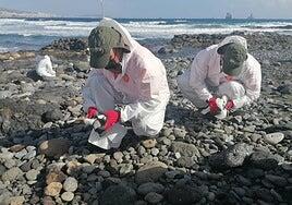 Los medios aéreos no detectan restos de fuel en altamar