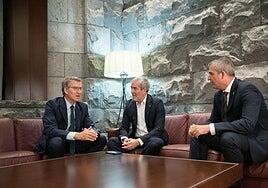 Feijóo y Clavijo plantean en su plan migratorio trasladar migrantes a otros países europeos