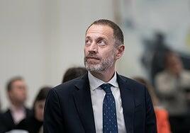 Óscar Puente cesa al presidente de ADIF tras meses de caos ferroviario