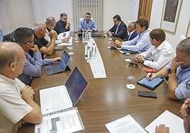 Frente común Yaiza-Cabildo frente a Costas