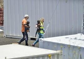 «La atención a los menores va a retrarse semanas. Mientras tanto, ¿los dejamos tirados en el puerto?»