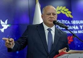 El Gobierno niega conspirar contra Maduro y contiene su respuesta a las detenciones