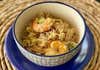 Una receta súper fácil y sabrosa: arroz salteado con langostinos y verduritas