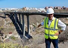 Vea aquí la maniobra más espectacular del arreglo del viaducto del Guiniguada