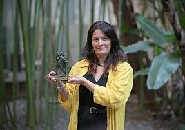 Corina Oproae gana el Tusquets novelando la caída de Ceaucescu